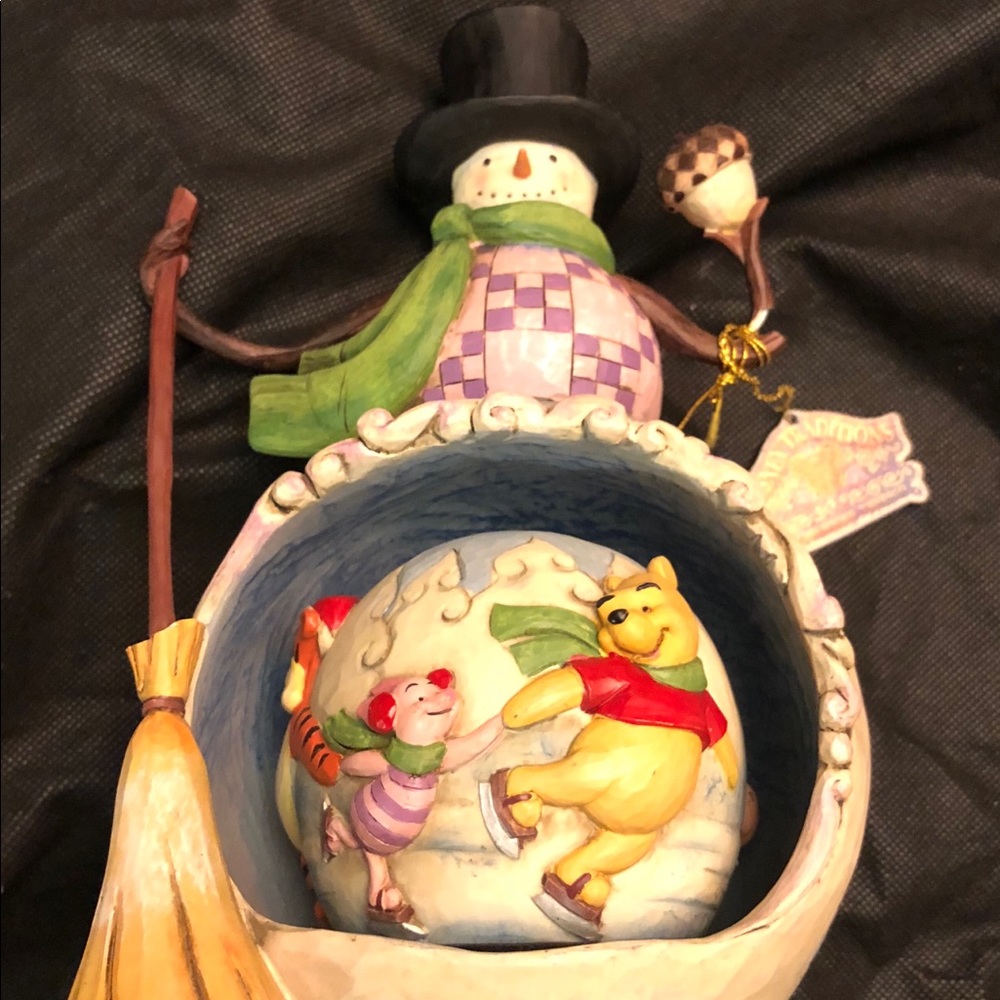 JIM SHORE POOH SNOWMAN